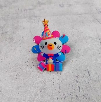 Huy hiệu cài áo số 62 -