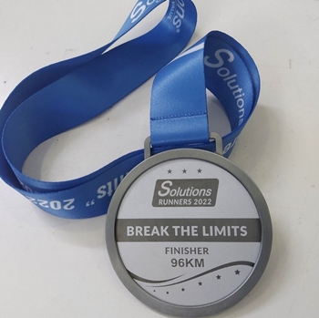 Huy chương khắc laser Break The Kimits -