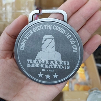 Huy chương khắc laser Tôn Vinh Lực Lượng Chống Dịch Covid 19 -