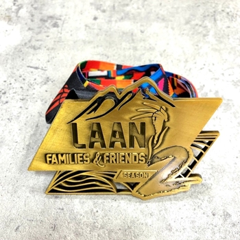 Huy chương Laan Families Friends -