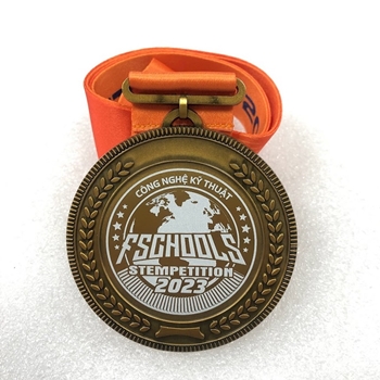 Huy chương khắc laser Fschools Stempetition 2023 -