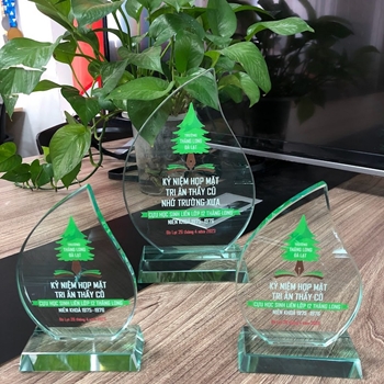 Kỷ niệm chương họp mặt -