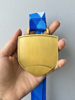 Huy chương Chiến Binh phôi vàng -