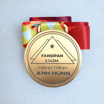 Huy chương khắc laser Fansipan -