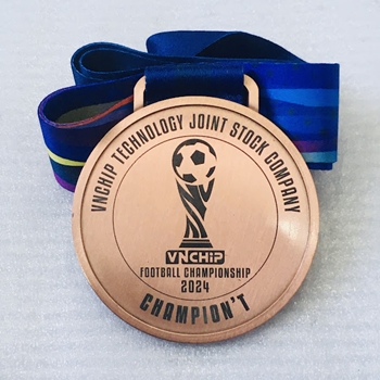 HUY CHƯƠNG KHẮC LASER ĐEN VNCHIP -