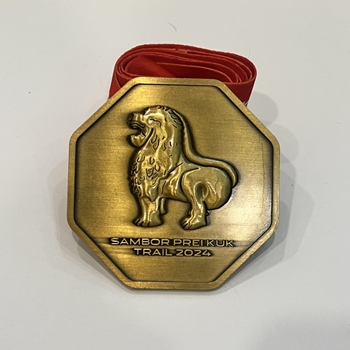 HUY CHƯƠNG SAMBOR PREIKUK TRAIL -