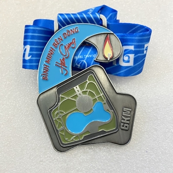 HUY CHƯƠNG QUẢNG TRỊ RUNNER 6 TUỔI -