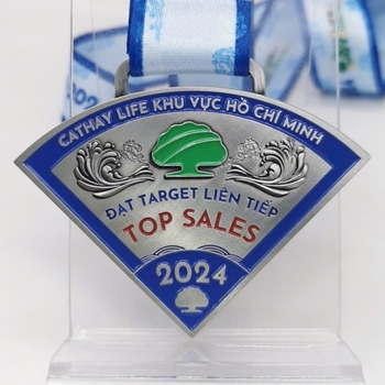 HUY CHƯƠNG CATHAY LIIFE -