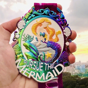 HUY CHƯƠNG NÀNG TIÊN CÁ -