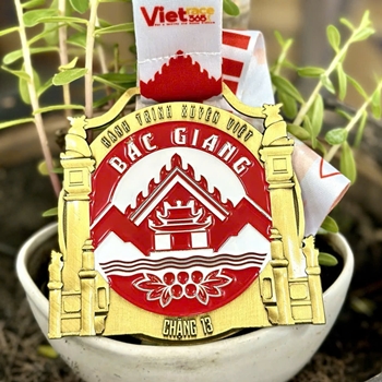 HUY CHƯƠNG XE ĐẠP CHẶNG 13 - BẮC GIANG -