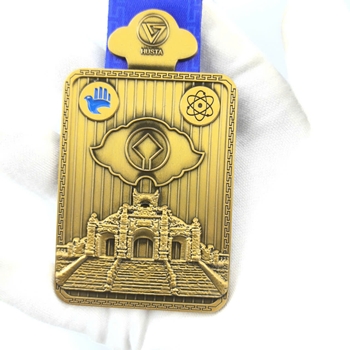 HUY CHƯƠNG THÀNH PHỐ HUẾ -