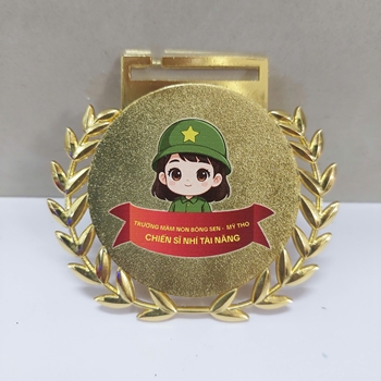 HUY CHƯƠNG CHIẾN SĨ NHÍ TÀI NĂNG -