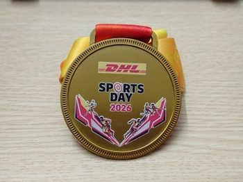 HUY CHƯƠNG DHL -