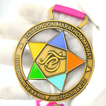 HUY CHƯƠNG TCS LONDON MARATHON -