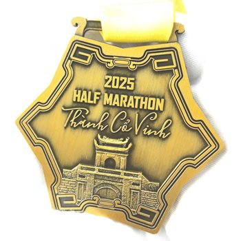 HUY CHƯƠNG THÀNH CỔ VINH 2025 -