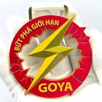 HUY CHƯƠNG GOYA - BỨT PHÁ GIỚI HẠN -